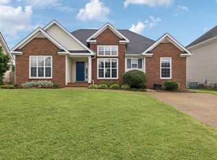 1039 Persimmon Dr, Spring Hill, TN 37174