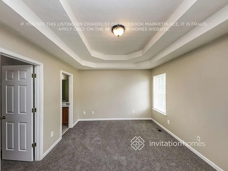 4050 Lions Gate — Photo 10