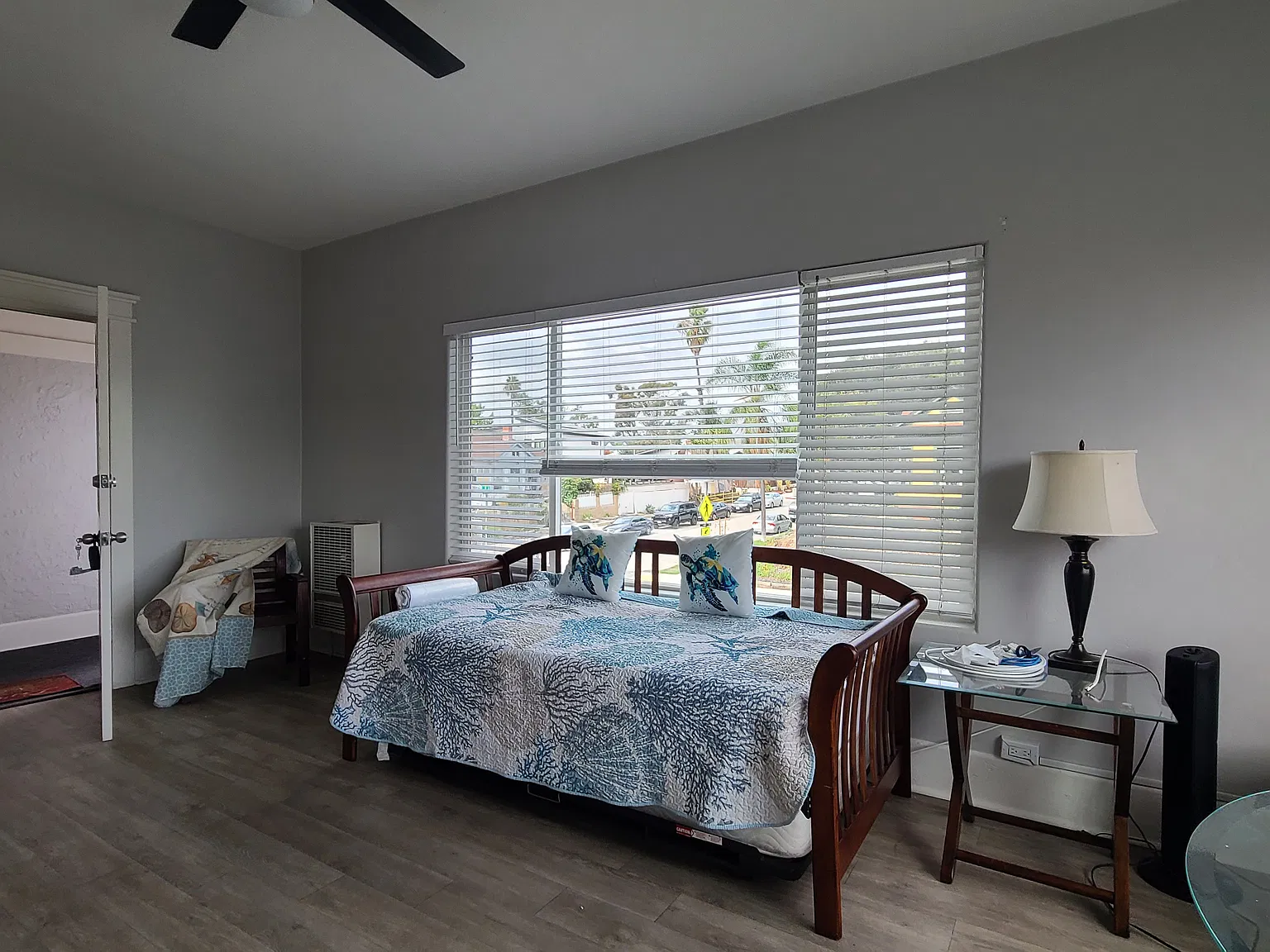 Studio, 465 sqft, $1,975 — Photo 1