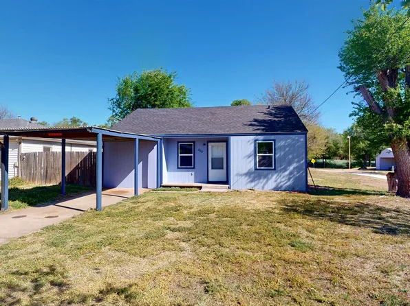 2102 Santa Fe Ave, Woodward, OK 73801