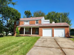 420 Center Rd, Bedford, OH 44146