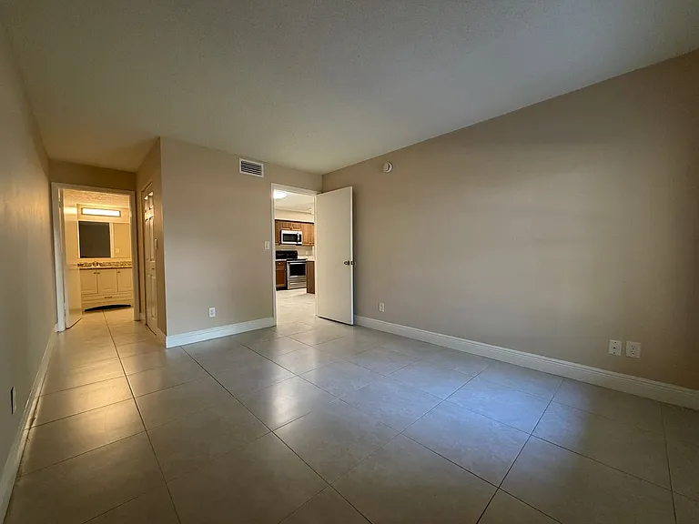 5307 Summerlin Rd #707 — Photo 9