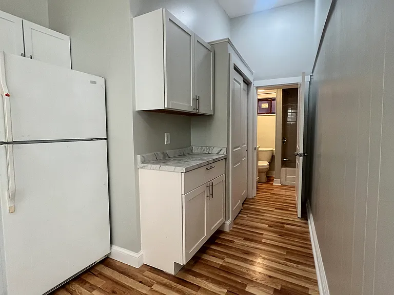 89 Newton St #1 — Photo 5