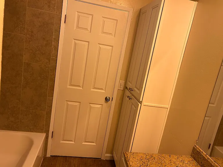 101 Glen Eyrie Avenue — Photo 10