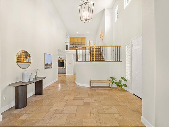 4th image of 2665 Aberdeen Ln