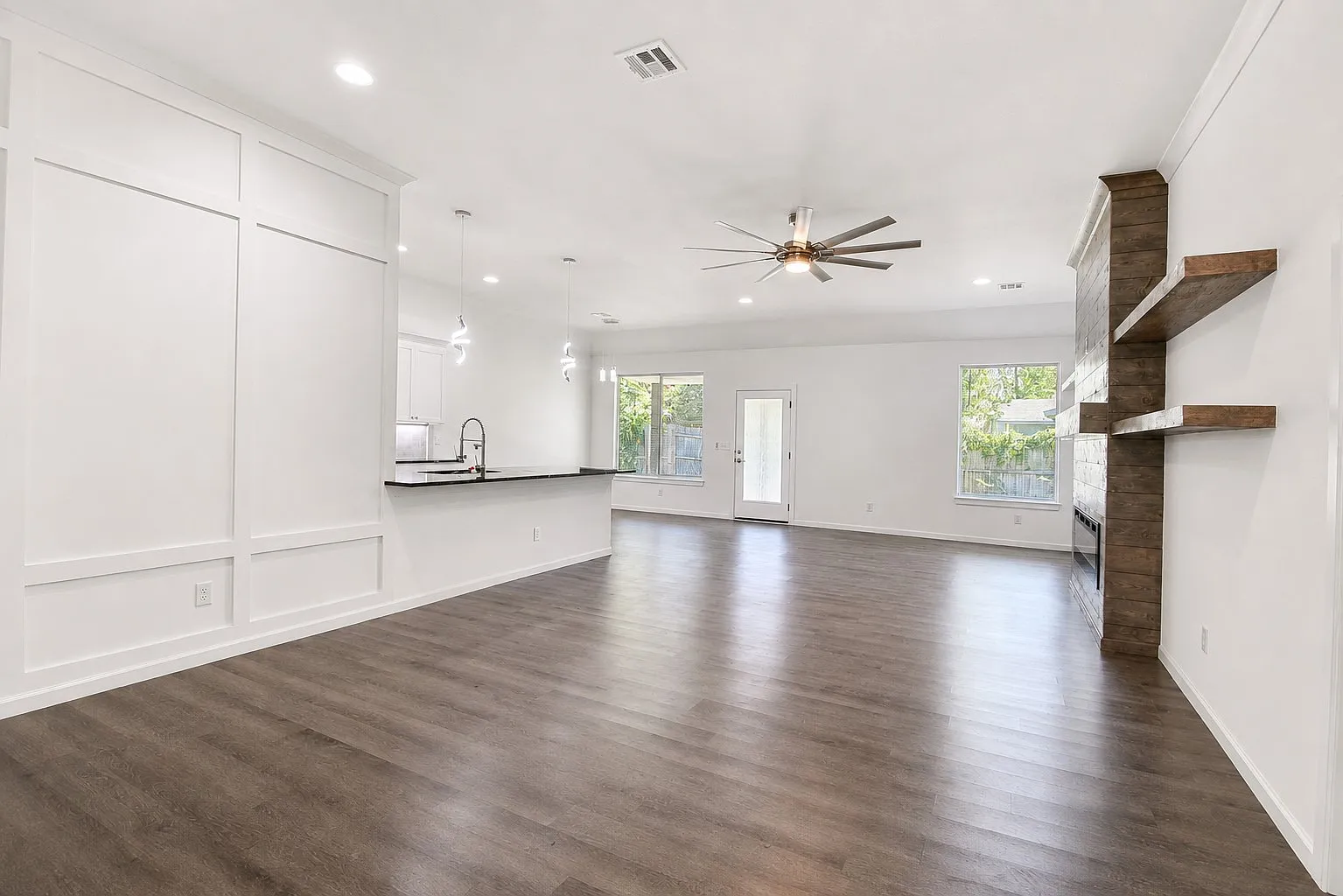 3229 S 212th E Ave — Photo 3