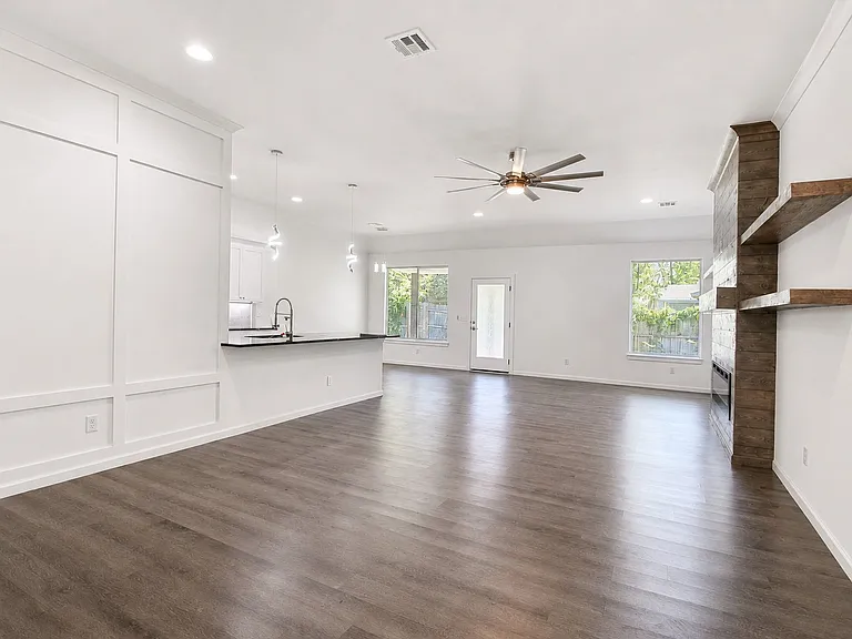 3229 S 212th East Ave — Photo 3