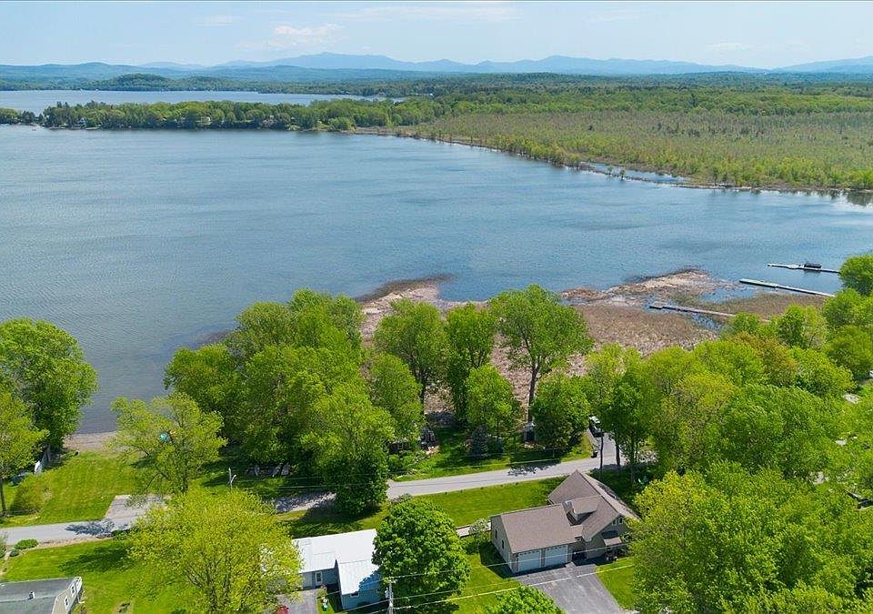 1st image of 440 Mills Point Road