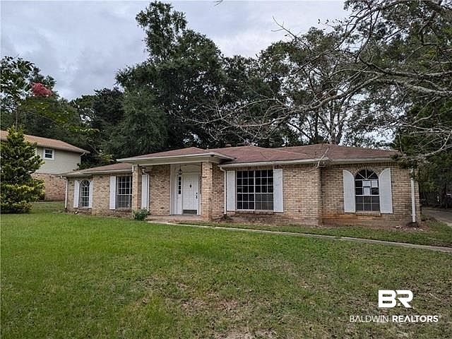 1st image of 3817 Lansdowne Cir