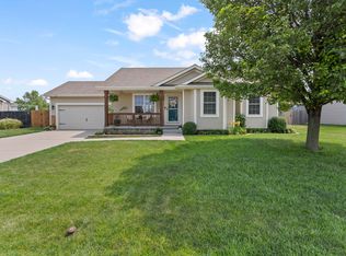 1725 SE Oxford Dr, Waukee, IA 50263