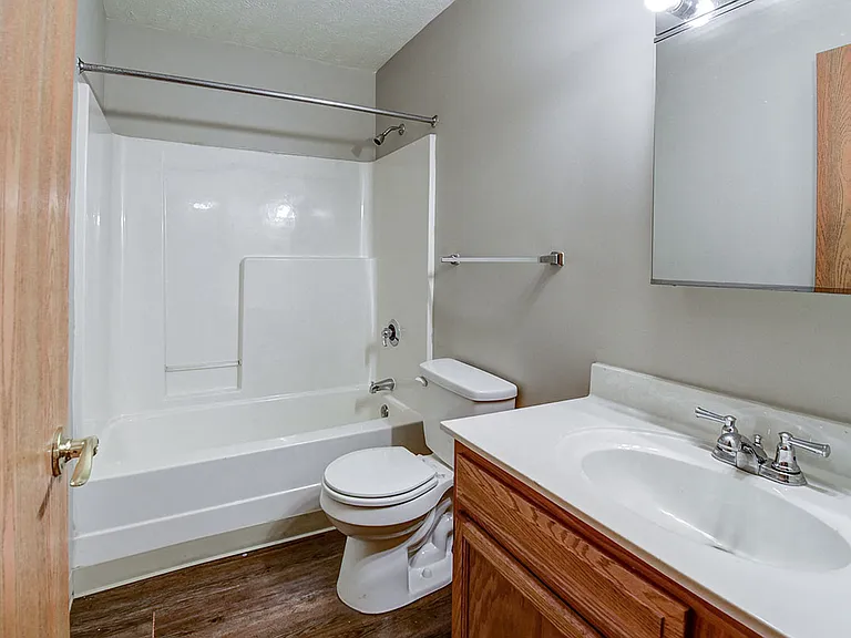 Floor plan 2 bathroom