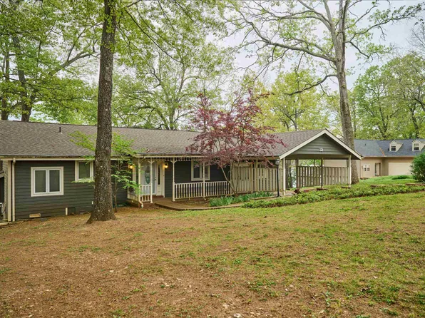 12 Winnebago Dr, Cherokee Village, AR 72529