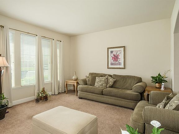 5th image of 2517 S Larkin Ave