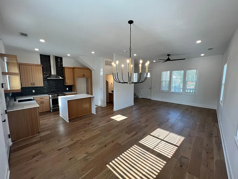 5456 Hackett St #5456 — Photo 4