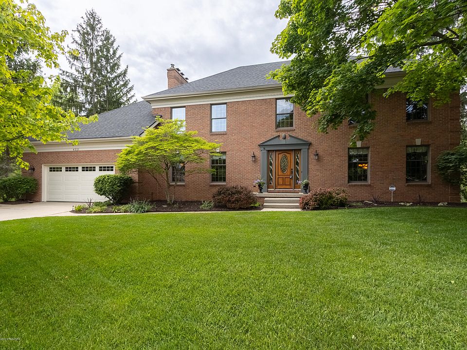 1st image of 4221 Sandridge Dr