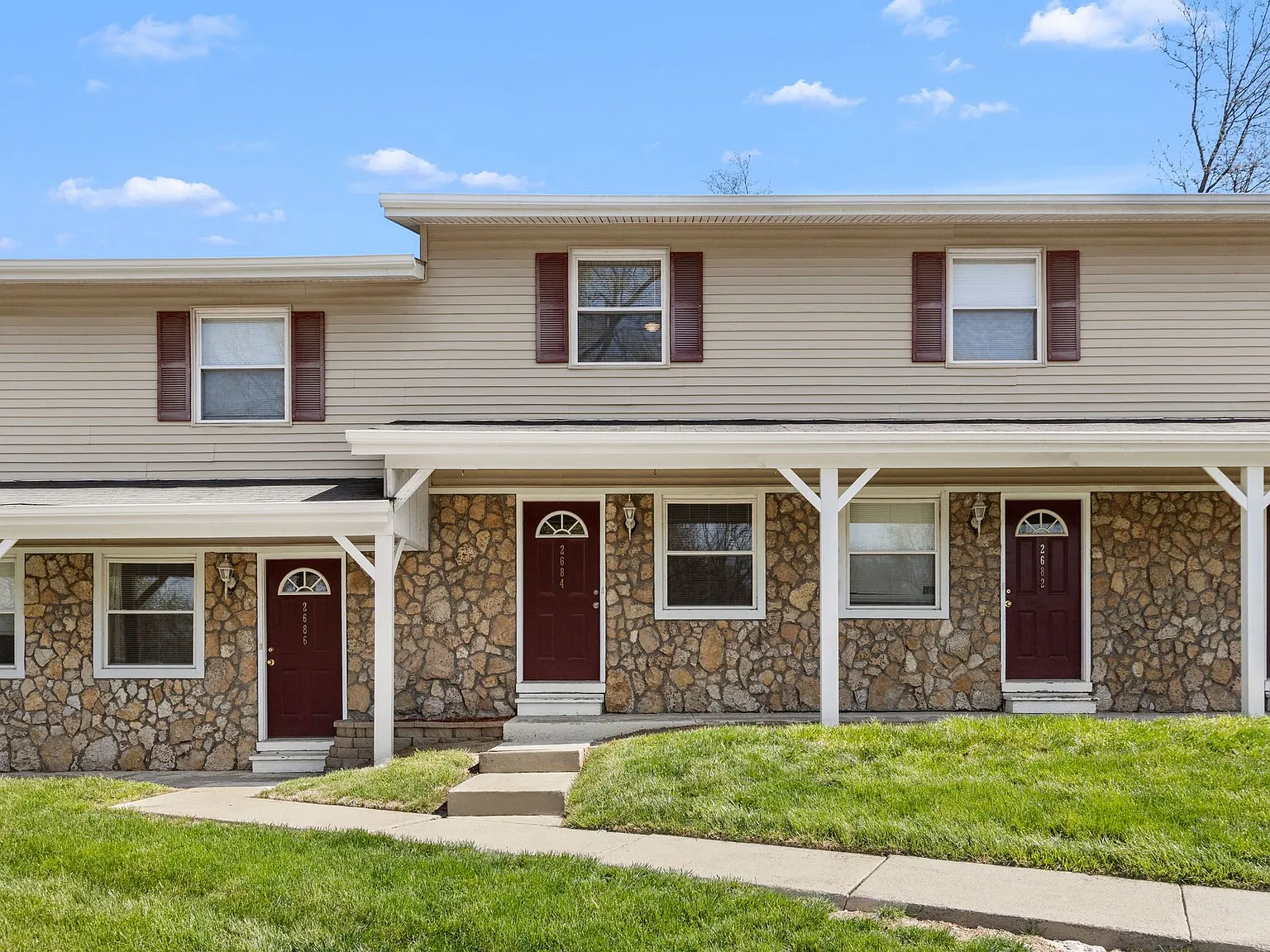 Parkside Rows | St. Charles — Photo 1