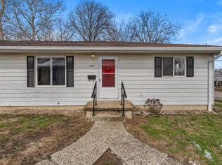 607 S Glover Ave, Urbana, IL 61802