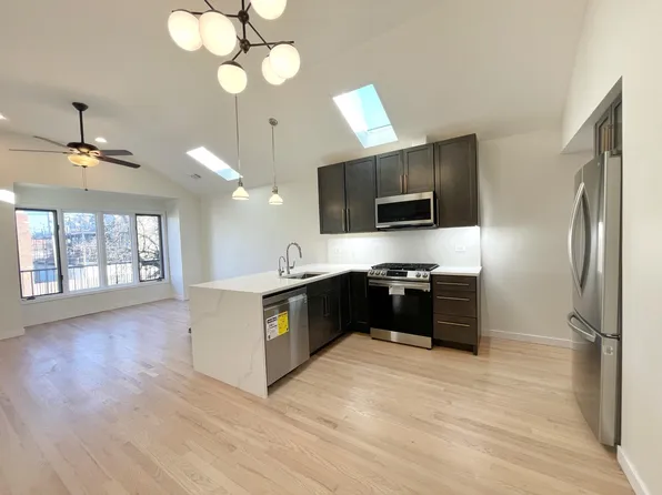 516 S Campbell Ave #3, Chicago, IL 60612