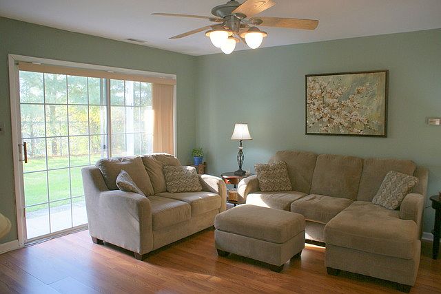 2nd image of 398 Delancey Pl