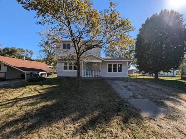 208 Rose Ave, South Roxana, IL 62087