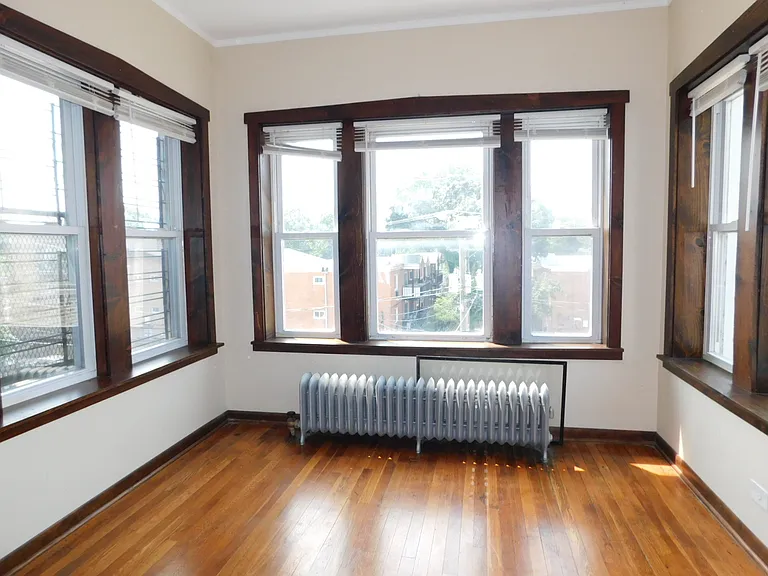 1637 W Touhy Ave #3 — Photo 13