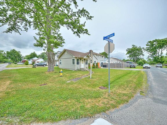 4th image of 1444 Lakehurst Ave