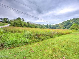 153 Lancer Rd, Harriman, TN 37748