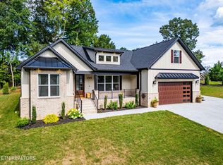 205 Chahyga Cir, Loudon, TN 37774