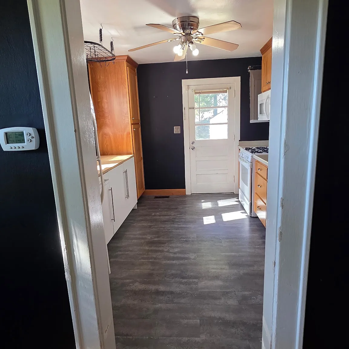 4 bed, 1200 sqft, $1,800 — Photo 4