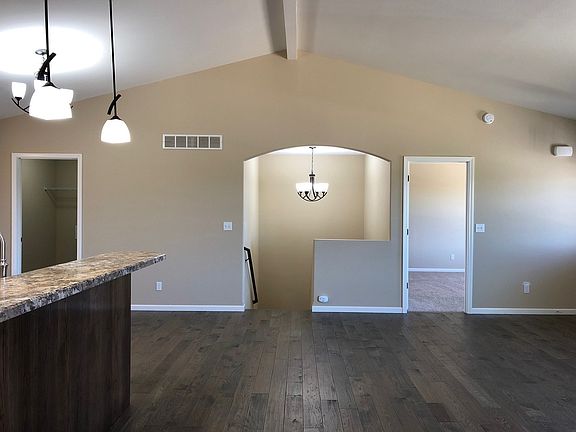 5th image of 4011 Westminister Dr