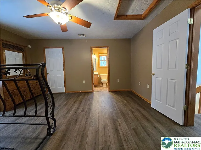 104 Flo Ct — Photo 18