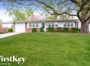 1320 Arlington Dr, Florissant, MO 63033