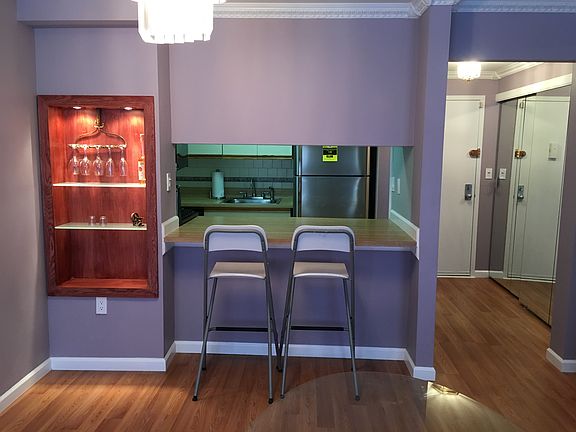 4th image of 3171 Whitney Avenue #1G