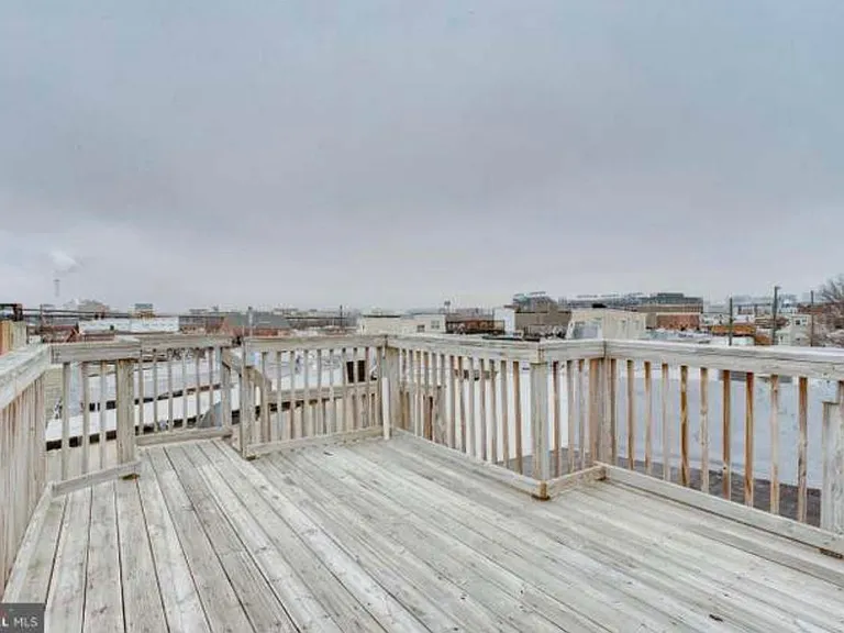 1604 S Hanover St — Photo 15