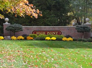 63 Summer Hill Rd, Wayne, NJ 07470