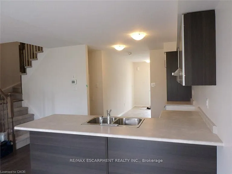 275 Powell Rd — Photo 8
