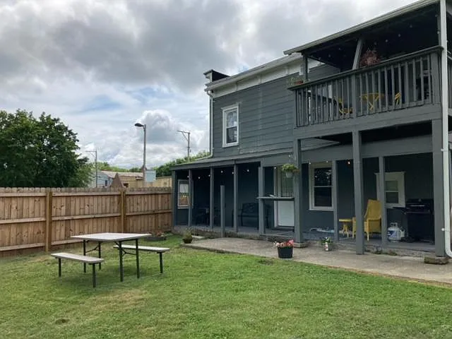 Backyard access is designated to 1st floor apartment only - 31 N Washington St #A