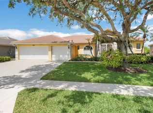 3283 Potomac Ct, Naples, FL 34120