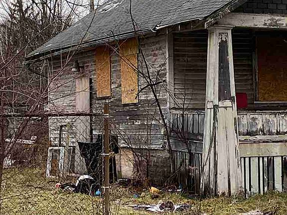 13333 Schoolcraft