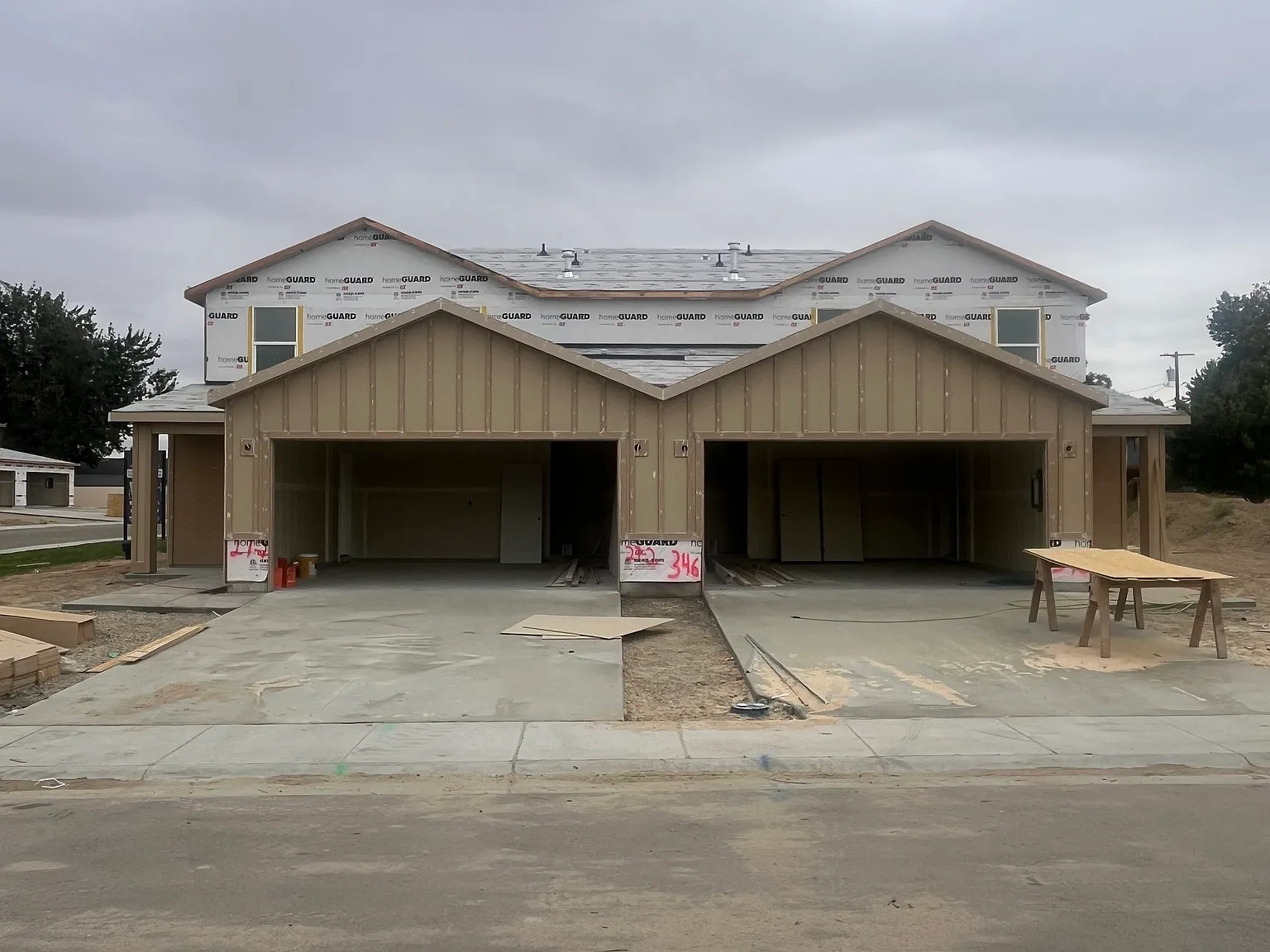 350 Nyssa Ct — Photo 1