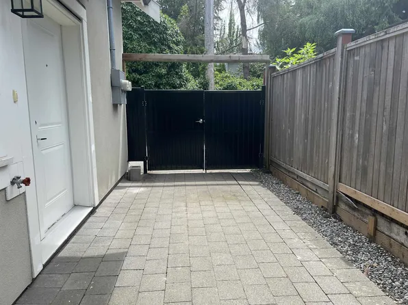 2920 W 41st Ave, Vancouver, BC V6N 3C7