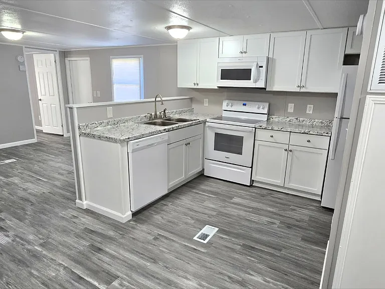 330 Ranchero Ln — Photo 1