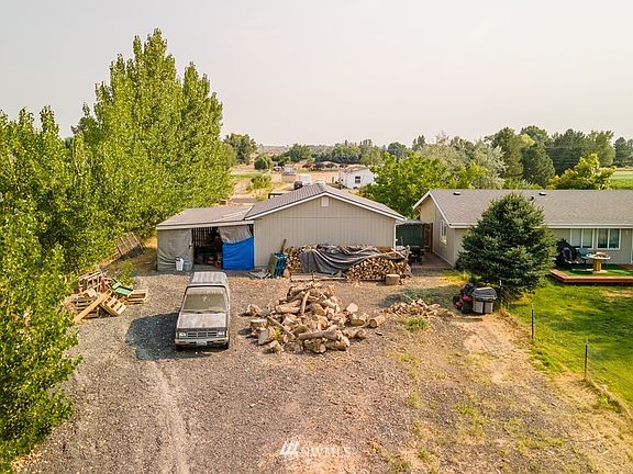 5th image of 11026 Gambel Dr NE
