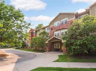 2530 E 34th St APT 212, Minneapolis, MN 55406