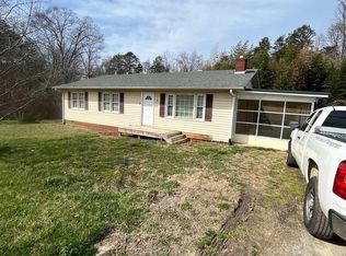 571 White Farm Rd, Blacksburg, SC 29702