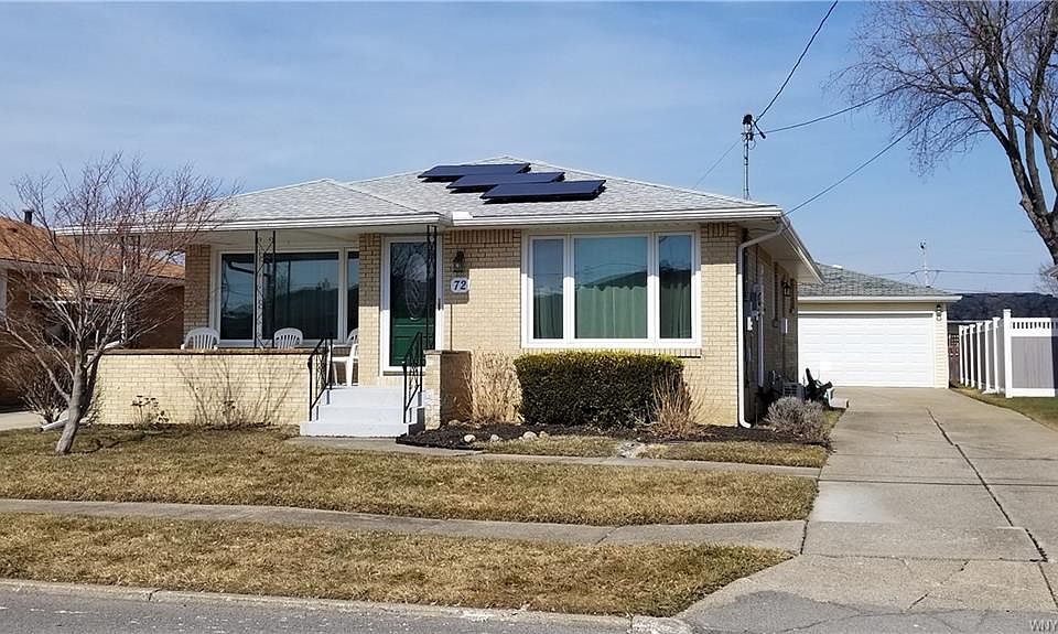 1st image of 72 Barlow Ave
