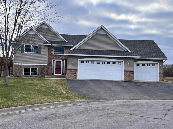 1247 Stone Ridge Rd, Sauk Rapids, MN 56379