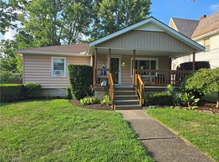 115 Grove St, Wellington, OH 44090