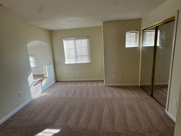 5323 Sage Ct — Photo 11
