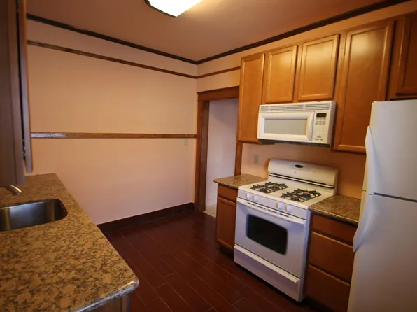 11 Fontainebleau Dr #F, New Orleans, LA 70125